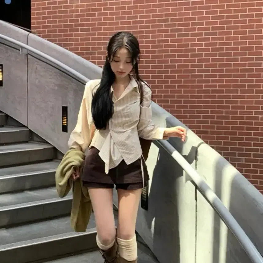 [BUNJANG] YOUNG&RICH Slim Fit Striped Shirt (Beige) / 영앤리치 여리슬림핏 셔츠 (beige)
