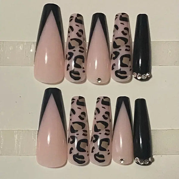 [BUNJANG] Gyaru Leopard Print Black French Nail Tips / 갸루 호피 블랙프렌치 네일팁