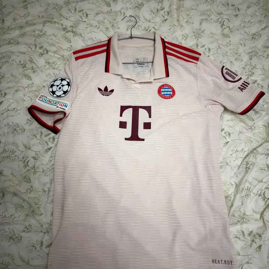 [BUNJANG] Bayern Munich 23-24 Third Authentic Short Sleeve Jersey #3 Kim Min Jae / 23-24 바이에른 뮌헨 써드 어센틱 반팔 No.3 김민재