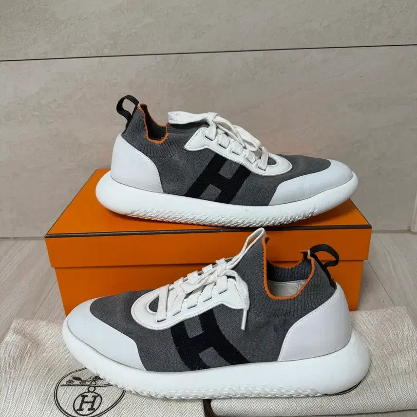 [BUNJANG] Hermès Cruise Sneakers Size 43 Grey / 에르메스 크루스니커즈 43 그레이