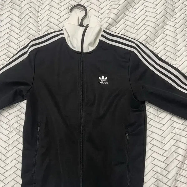 [BUNJANG] Adidas Track Top Black White S / 아디다스 트랙탑 블랙 화이트 S