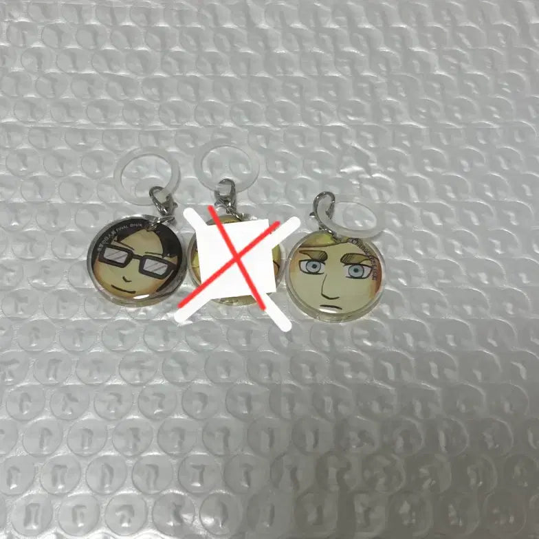 [BUNJANG] Attack on Titan Exhibition Majirushi Erwin & Hange Bundle Set Keychain / 진격의거인 전시회 메지루시 엘빈 한지 일괄