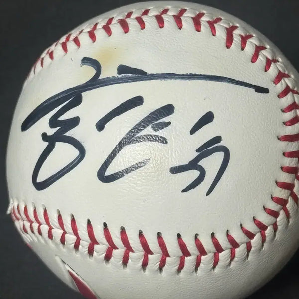 [BUNJANG] LG Twins Hong Chang-ki Autographed Baseball (Logo Ball) / 엘지 트윈스 홍창기 싸인볼 (로고볼)