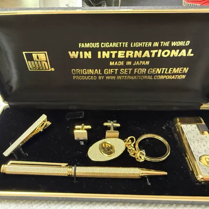 [BUNJANG] Win International Gold Trimmed Gift Set with Lighter, Pen, Tie Pin, Cufflinks, and Keyring / 금장기프트세트 판매해요