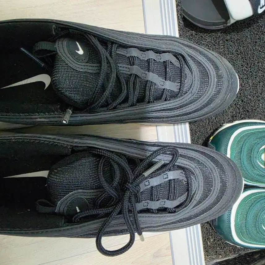 [BUNJANG] Nike Air Max 97 Black White (255) / 나이키 에어맥스 97 블랙 화이트 255