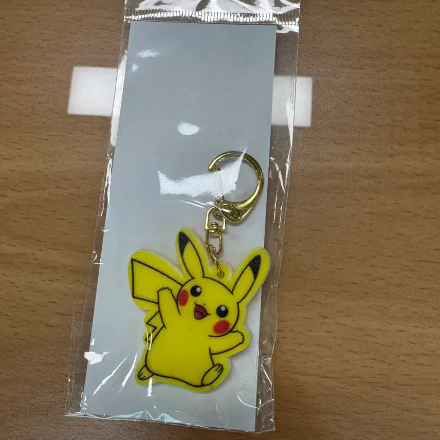 [BUNJANG] Pokemon Promo Keychain Pikachu Sealed / 포켓몬스터 프로모 키링 미개봉