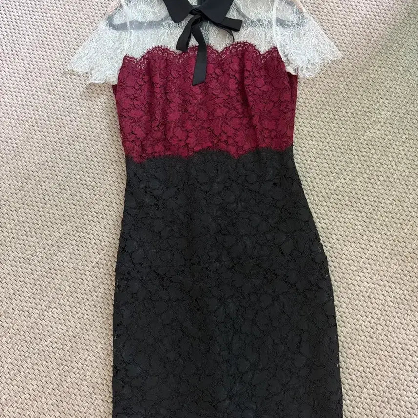 [BUNJANG] Sandro Lace Mini Dress White Burgundy Black Size 38 / 산드로 레이스 원피스 38