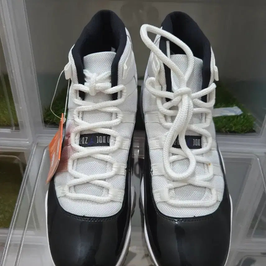 [BUNJANG] Air Jordan 11 Retro Concord (2018) / 조던 11 레트로 콩코드 2018