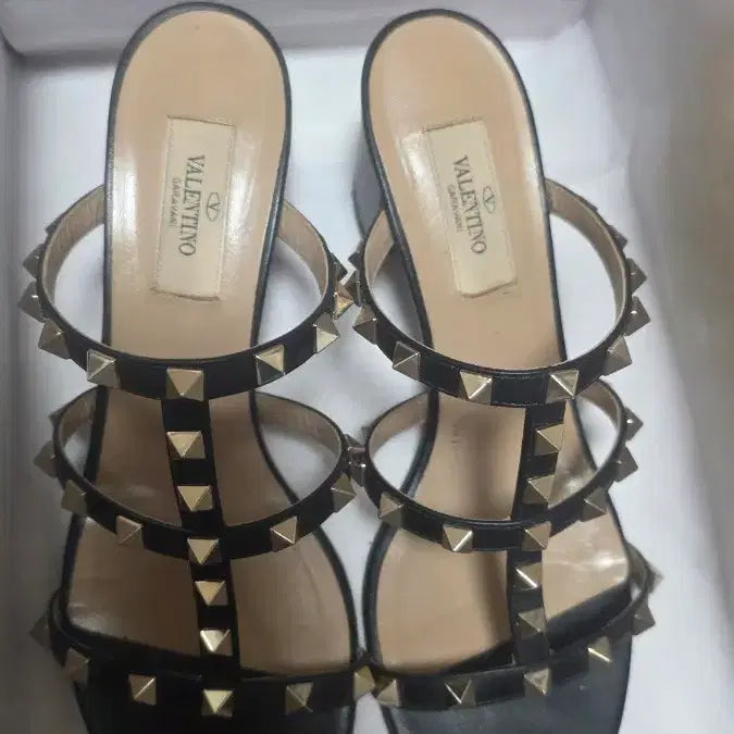 [BUNJANG] Valentino Rockstud Slide Sandals 60mm Black Size 39 / (사이즈39) 발렌티노 락스터드 슬라이드 샌들 60mm 블랙 S0C47VOD0NO