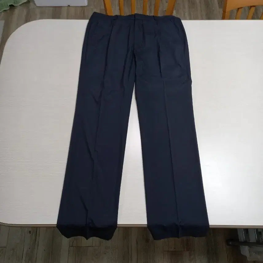 [BUNJANG] Ben Hogan Summer Cooling Spandex Golf Pants Dark Navy (Size 31) / 31 BEN HOGAN 여름용 냉감 스판 골프바지 다크네이비 31-532