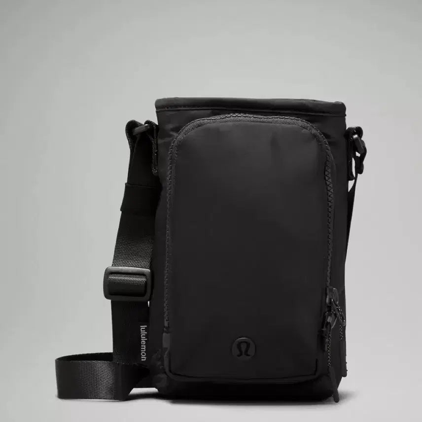 [BUNJANG] Lululemon Crossbody Water Bottle Bag / 룰루레몬 크로스바디 워터보틀 백