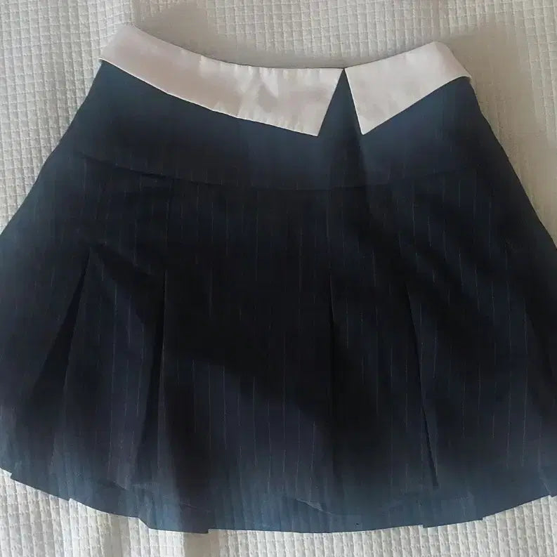 [BUNJANG] A-Line Mini Skirt Black M / 블랙 A라인 미니 스커트 M 무료배송