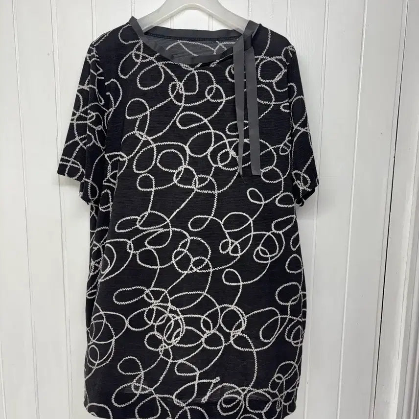 [BUNJANG] Pattern Ribbon Detail Long Blouse / 패턴 리본 포인트 롱 블라우스 55-77ㅡ0718