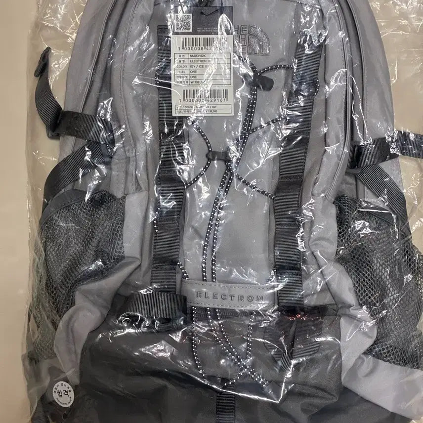 [BUNJANG] The North Face White Label Electron 18 Backpack / 노스페이스 화이트라벨 백팩 일렉트론 18