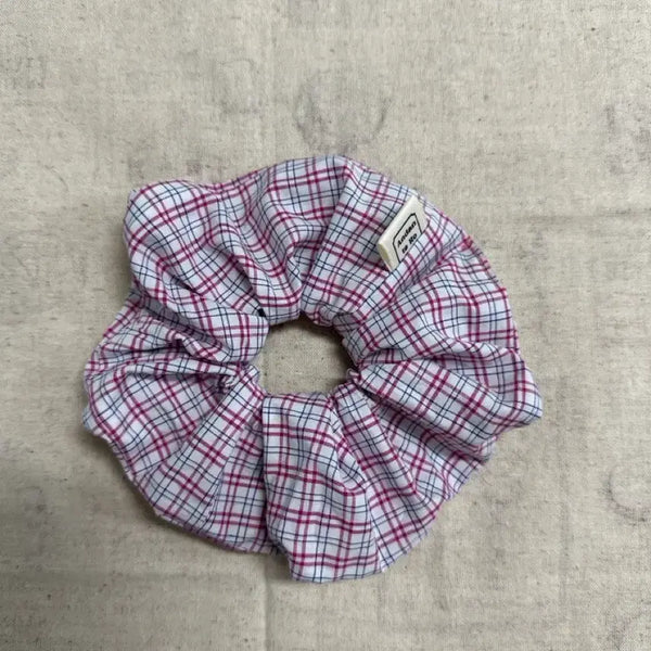 [BUNJANG] Y2K Style Checkered Hair Scrunchie / Y2K 무드의 헤어스크런치