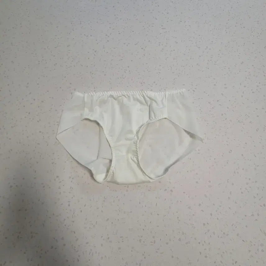 [BUNJANG] Women's Used White Underwear (Washed) / 여성중고팬티 화이트(세탁완료)