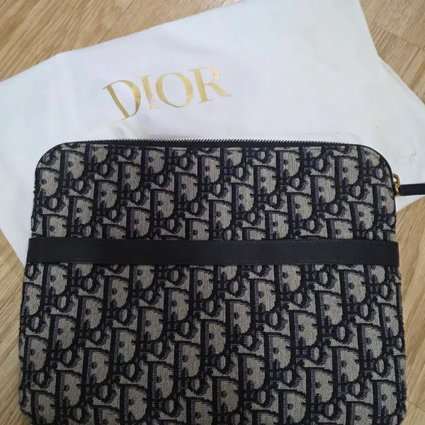 [BUNJANG] Dior Signature Pattern Travel Clutch Bag / 디올트래블클러치