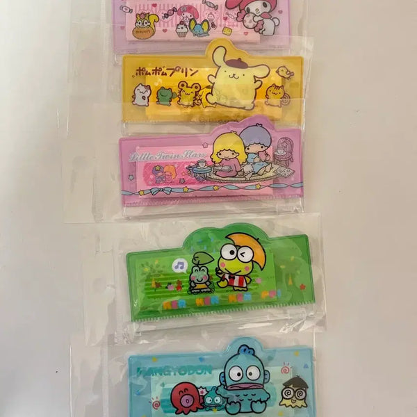 [BUNJANG] Sanrio New Arrival Band-Aid Pack with Case (10 Count) / 신상 산리오 반창고 팩 데일밴드 10매입 포함 케이스 개당