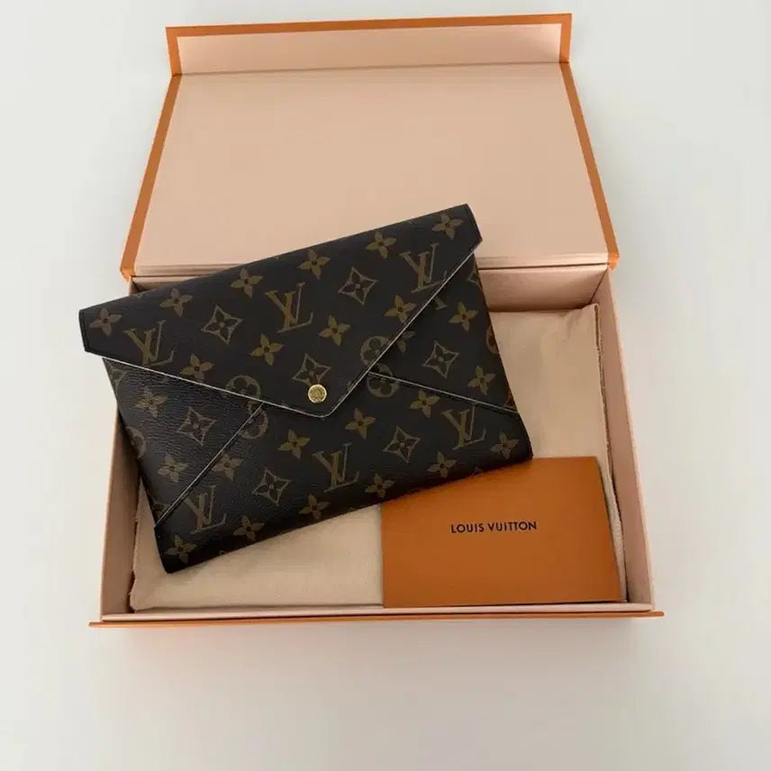[BUNJANG] Louis Vuitton Monogram Kirigami Pouch (Large) / 루이비통 모노그램 키리가미 포쉐트(대)