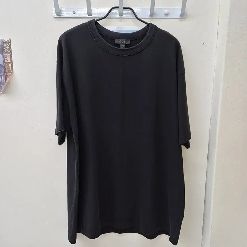 [BUNJANG] COS Black T-Shirt / COS 코스 티셔츠 블랙
