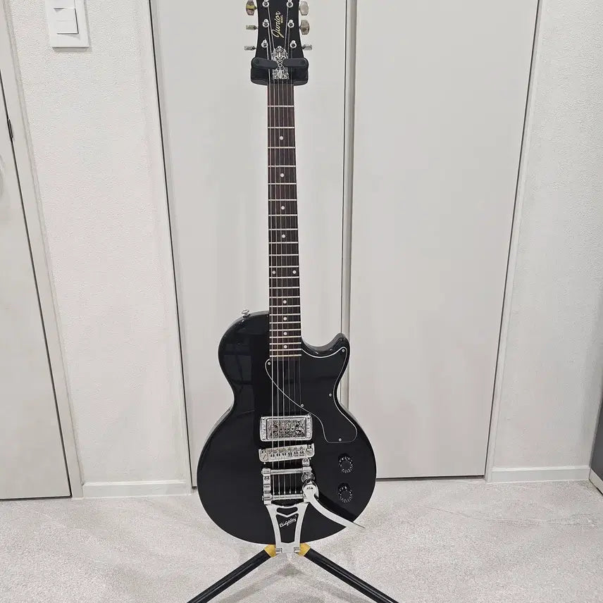 [BUNJANG] Epiphone Les Paul Junior 2010 Electric Guitar with Vibramart / 에피폰 레스폴 주니어 2010  빅스비