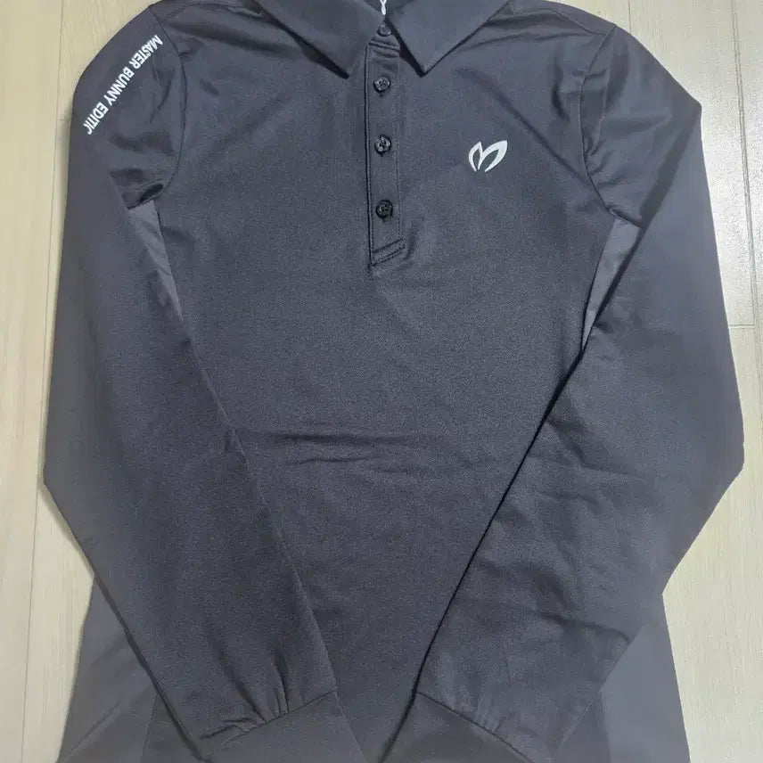 [BUNJANG] Master Bunny Edition Long Sleeve Cool-Touch Polo Shirt Black / 마스터바니에디션 냉감소매 긴팔카라티 블랙 0