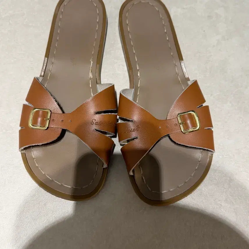 [BUNJANG] Saltwater Slippers Size 225 (4W6) / 솔트워터 슬리퍼 225 (4w6)