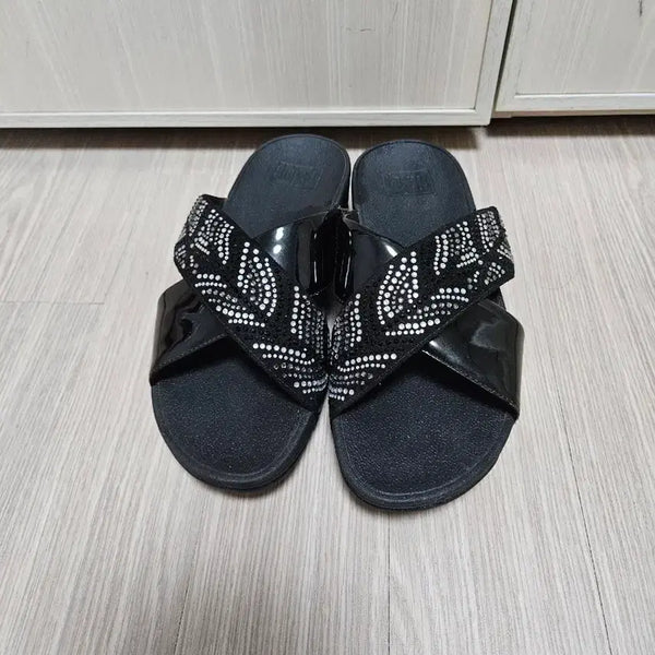 [BUNJANG] Fitflop Gem Embellished Sandals (Size 245) / 핏플랍 샌들 245