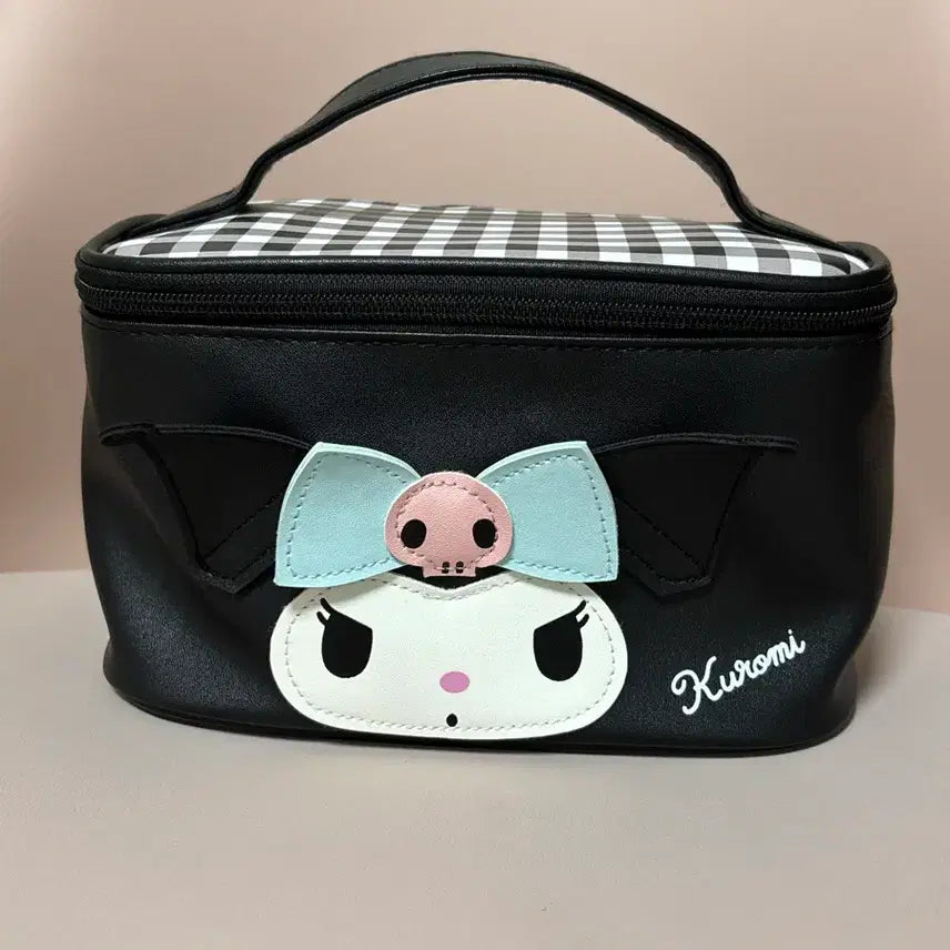 [BUNJANG] Sanrio Kuromi Cosmetic Pouch / 산리오 쿠로미 화장품 파우치 (새제품)
