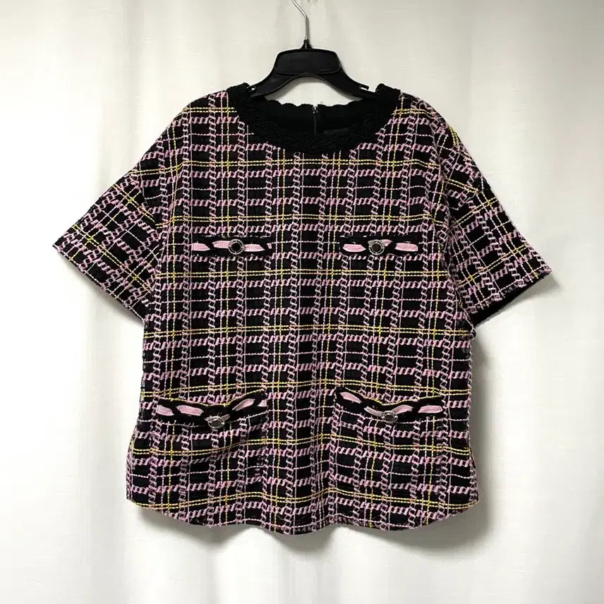 [BUNJANG] O.S.S.C.C. Rouged Embroidered Tulle Tweed Short Sleeve Blouse - Black/Pink / (정가 31만원) 한섬 오즈세컨 루즈핏 자수 튤 트위드 반팔 블라우스 82 _ 블랙/핑크