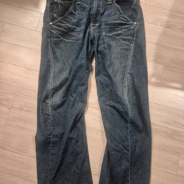[BUNJANG] Levi's Engineered Jeans Made in Japan (2000s, Size 33) / 리바이스 초판 엔지니어드진made in japan 33사이즈