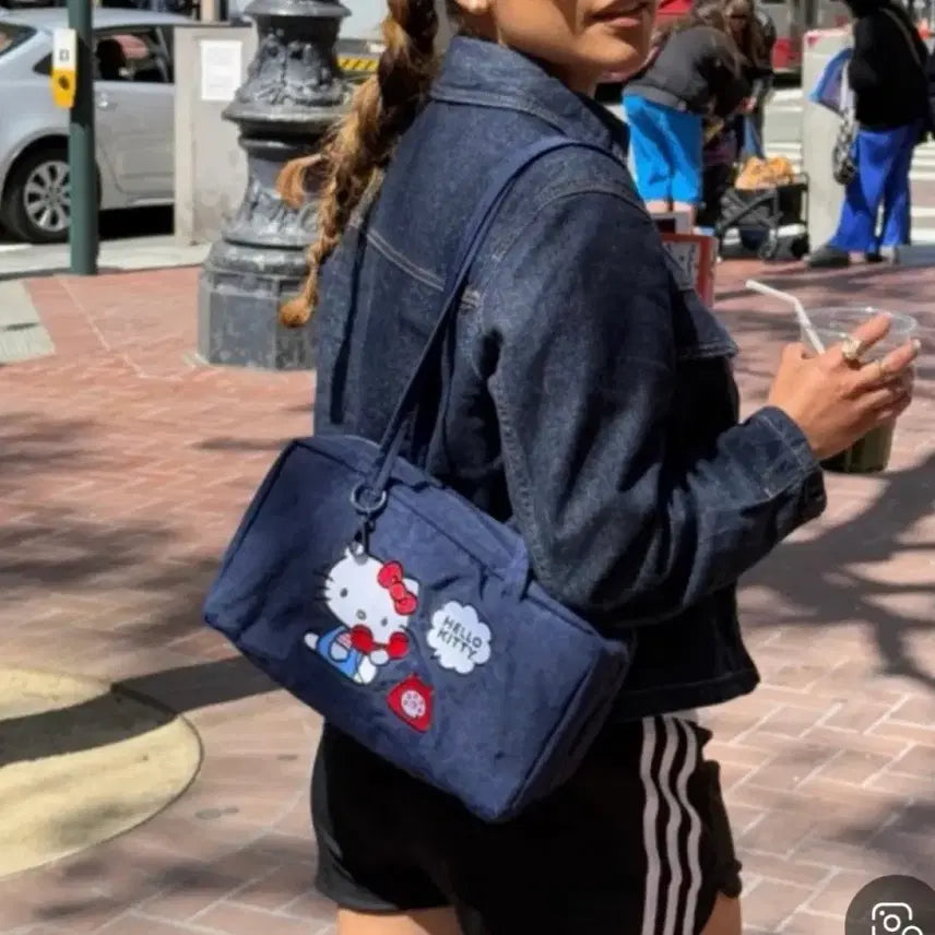 [BUNJANG] BAU H K Hello Kitty Bowler Bag Navy / 바쿠 헬로키티 보울러백 네이비