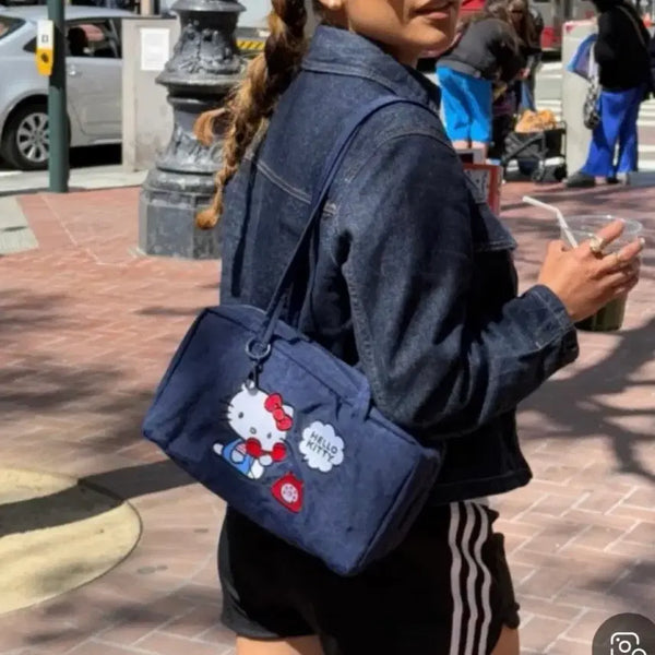 [BUNJANG] BAU H K Hello Kitty Bowler Bag Navy / 바쿠 헬로키티 보울러백 네이비
