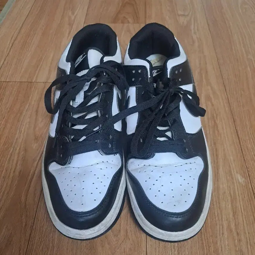 [BUNJANG] Nike Running Shoes (260mm) / 나이키 운동화260