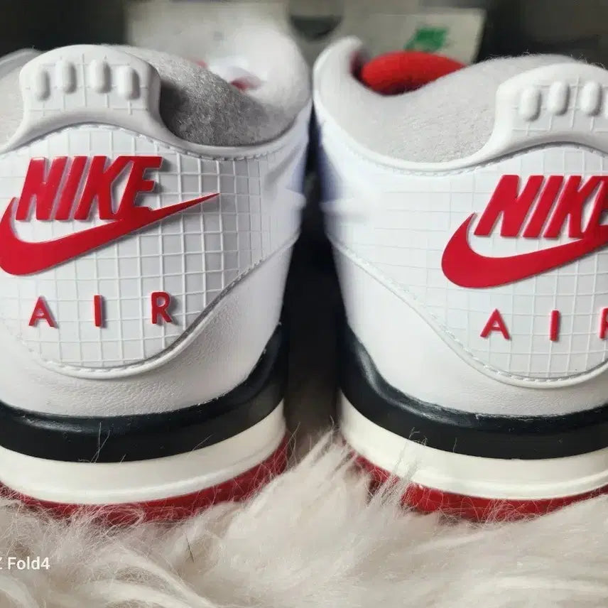 [BUNJANG] Nike Air Jordan 4 RM White Leather Sneakers 250mm / [N]나이키 에어조던 4RM 250mm새제품 판매합니다