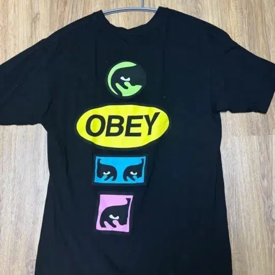 [BUNJANG] OBEY Graphic T-Shirt (M) / 오베이그래픽반팔티. M