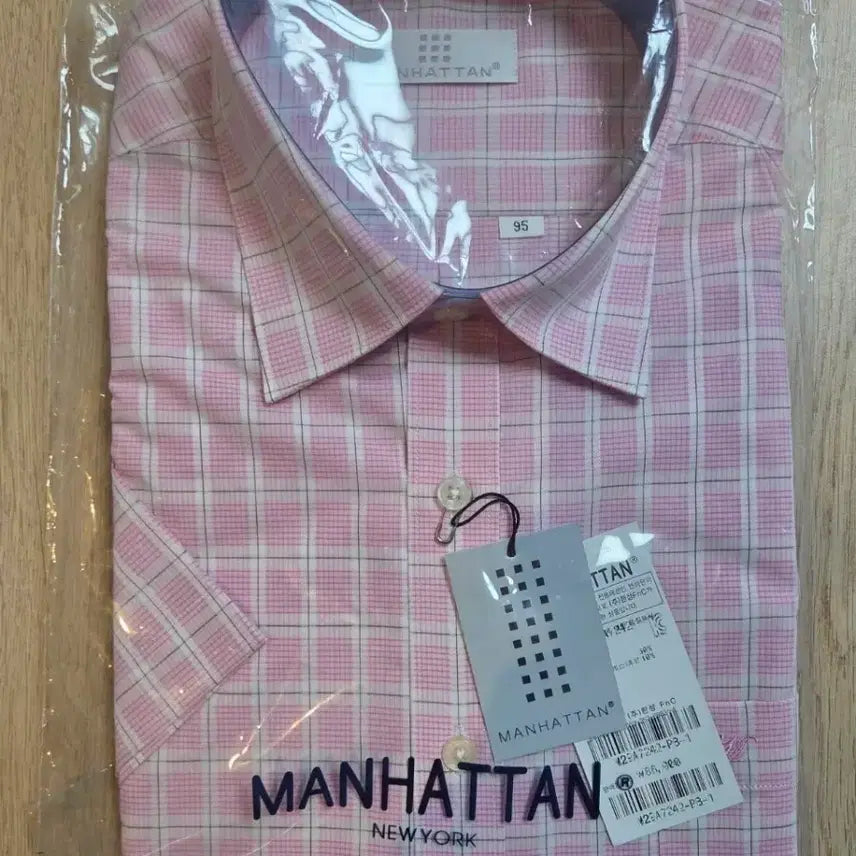 [BUNJANG] Manhattan Check Pattern Short-Sleeve Shirt Size 95 (Unused, Unsealed) / 미사용 미개봉 맨하탄 체크무늬 와이셔츠 95사이즈