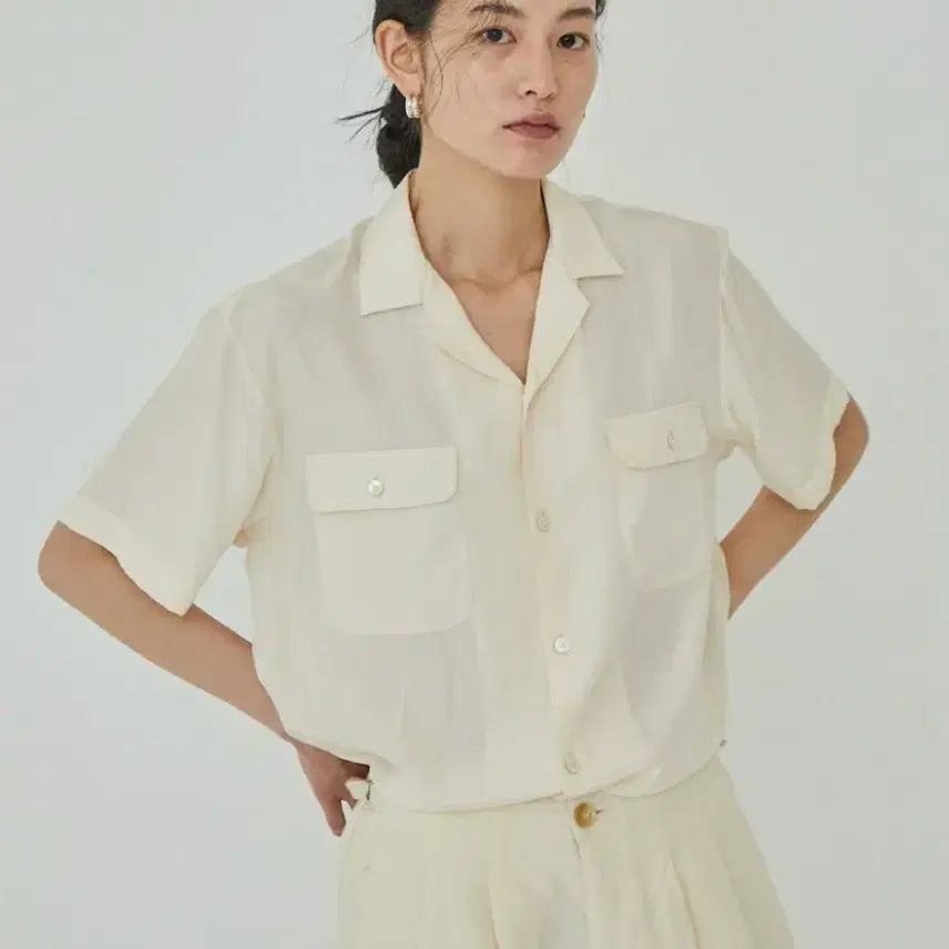 [BUNJANG] Urbanic 30 Antique Blouse / 얼바닉30 urbanic30 앤티크 블라우스