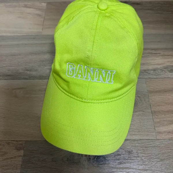 [BUNJANG] GANNI Signature Logo Embroidered Cap Hat Lime / GANNI 시그니처 로고 자수 캡모자 라임