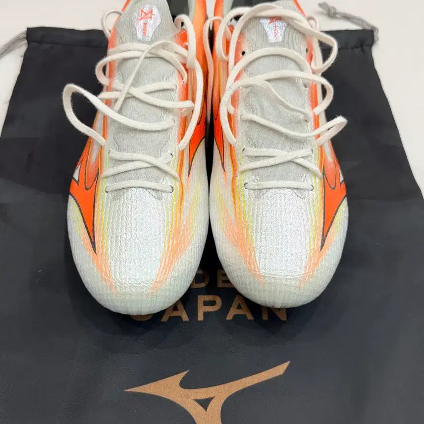 [BUNJANG] Mizuno Alpha 3 Japan FG Soccer Cleats White Orange 275 / 미즈노알파3 재팬(jpn)  축구화 화이트 오렌지 275