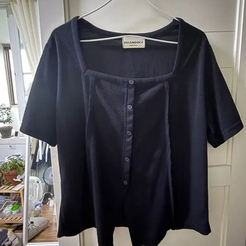 [BUNJANG] DOANGGLE Square Neck Short Sleeve T-Shirt Navy / DOANGGLE 스퀘어넥 반팔 네이비