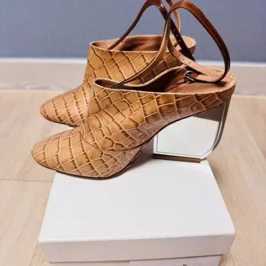 [BUNJANG] Maison Margiela Transparent Heel Mule 39 / 메종 마르지엘라 투명 힐 뮬 39사이즈 (250-255)새상품 "정품"