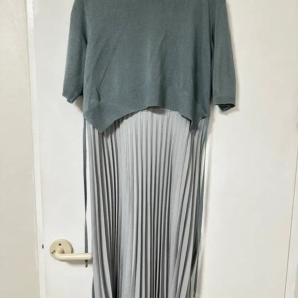 [BUNJANG] Studio Lux Pleats Knit Dress / 스튜디오럭스 플레츠 니트 원피스