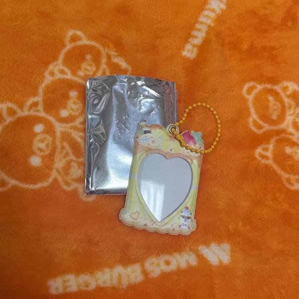 [BUNJANG] Sanrio Whipping Deco ID Photo Holder Keychain (Kuririn) / 산리오 휘핑데코 증명사진 홀더 키링 (쿠리링)