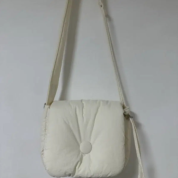 [BUNJANG] iDancing Puppy Shoulder Cross Padded Bag - Ivory / 아이띵소 퍼피 숄더 크로스 패딩백 아이보리 가벼운 가방