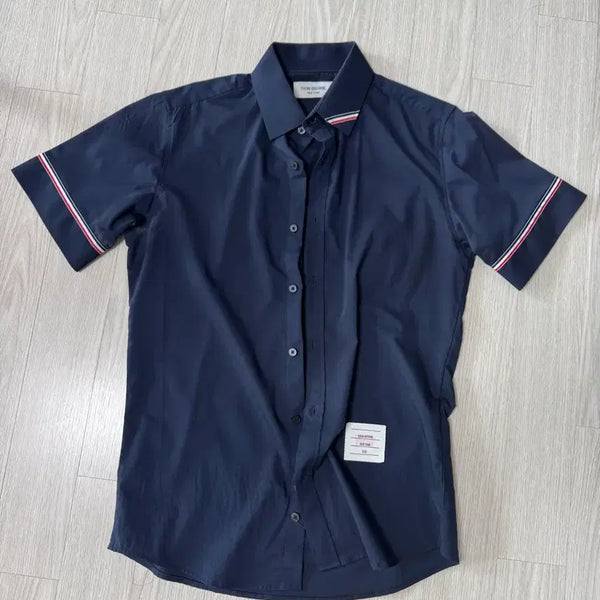 [BUNJANG] Thom Browne Short Sleeve Shirt / 톰브라운 반팔셔츠 팔아요