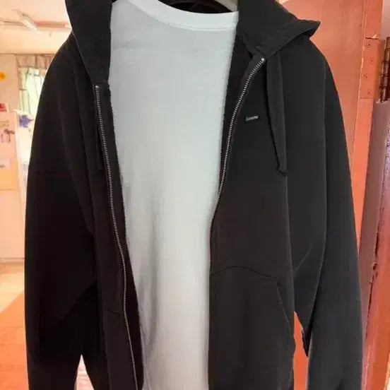 [BUNJANG] Supreme Small Box Zip-Up Hoodie Sweatshirt Black (SS26) / 슈프림 스몰 박스 집업 후드 스웨트셔츠 블랙 - 26SS 라지  174/84 잘맞아요