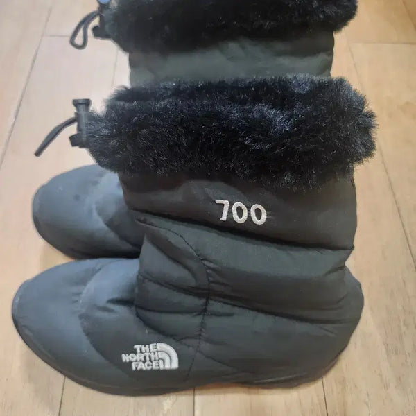 [BUNJANG] The North Face 700 Padded Mule Boots - Black, Size 235 / 노스페이스 700 뮬 부츠 블랙 235사이즈