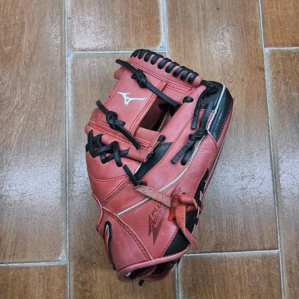 [BUNJANG] Mizuno 11.5 Inch Baseball Glove GMVP1154PSE5 / 미즈노11.5인치 GMVP1154PSE5