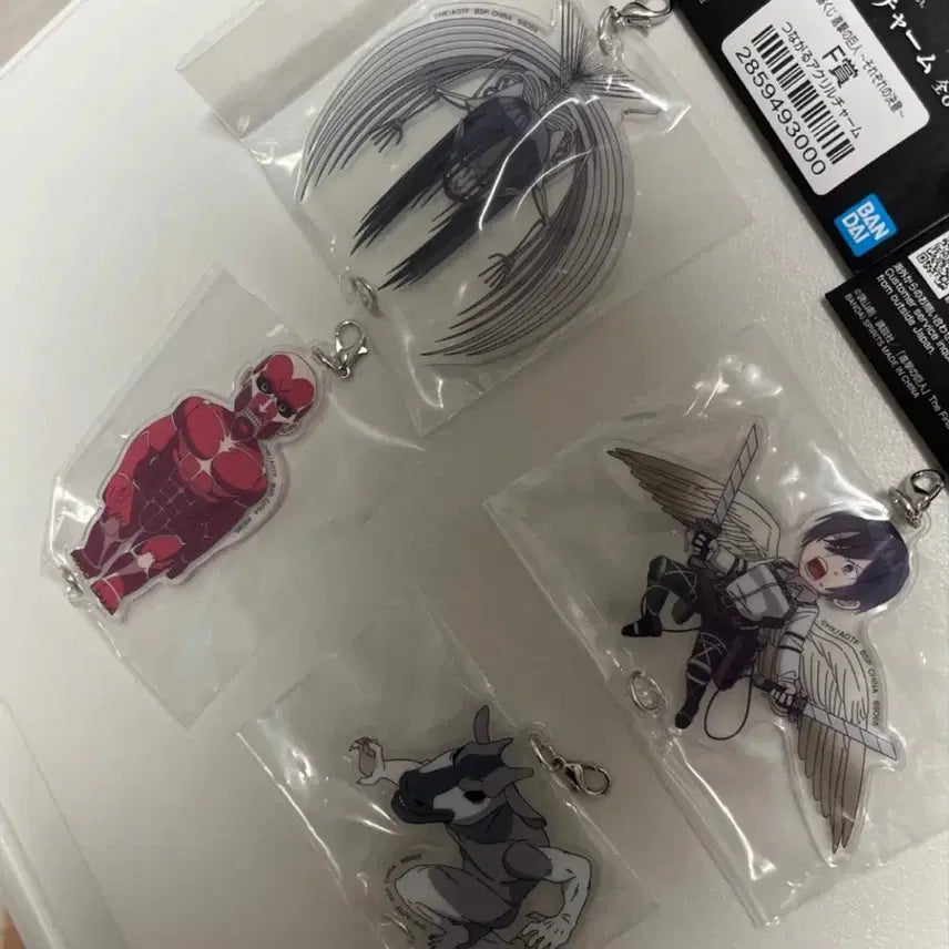 [BUNJANG] Attack on Titan Ichiban Kuji Prize F Set Acrylic Keychains (4 Types) / 진격의거인 제일복권 F상 4종세트